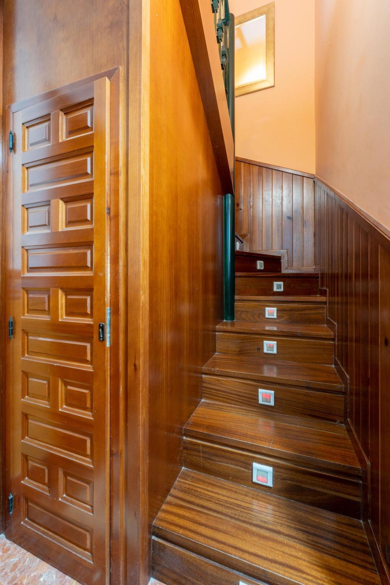 Hotel Romerito Malaga Bilik gambar